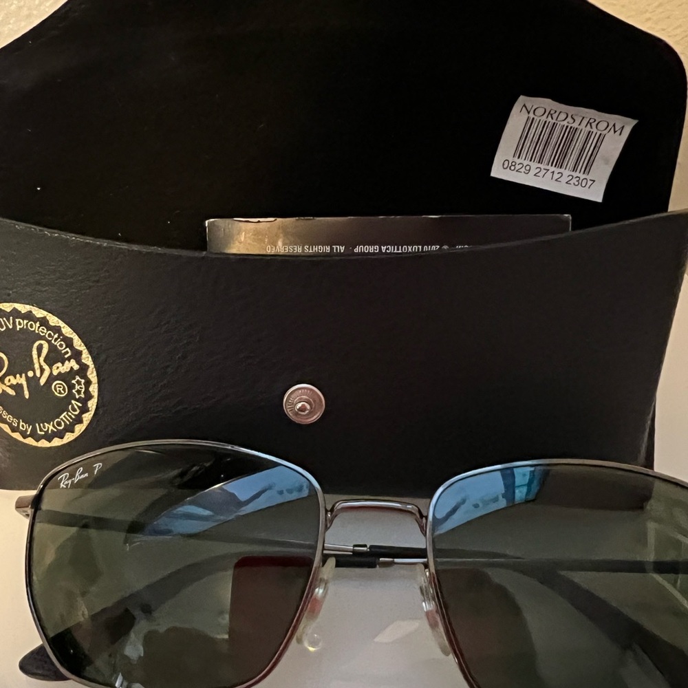 Men sun glasses